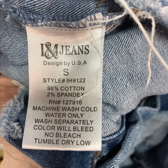 I &‎ M Denim Jean Jacket Womens Small Medium Wash Cropped Raw Hem Distressed - Picture 2 of 15